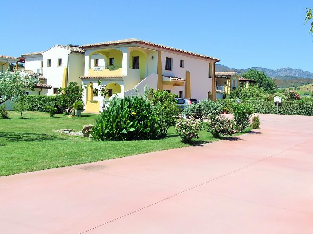 Case Vacanze San Silvestro Budoni Bagian luar foto